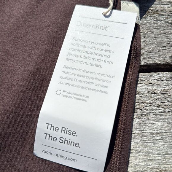 Vuori Women's Halo Slim Flare Pants Java brown NWT SIZE MEDIUM - Picture 2 of 7